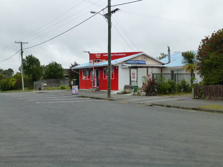 Phoenix Amberley - Amberley Foodstore